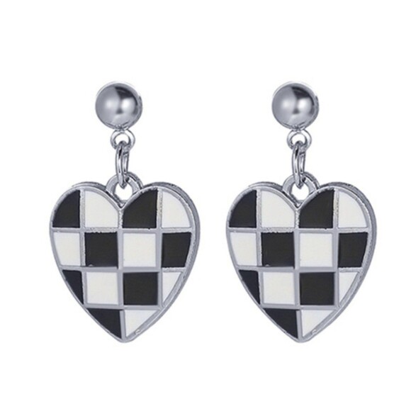 NEW 3 Checkerboard Heart Fashion Earrings - Picture 2 of 7